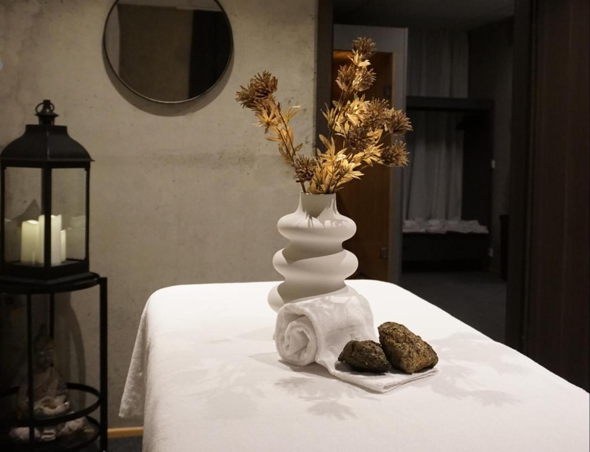 הלה Landhotel מראה חיצוני תמונה